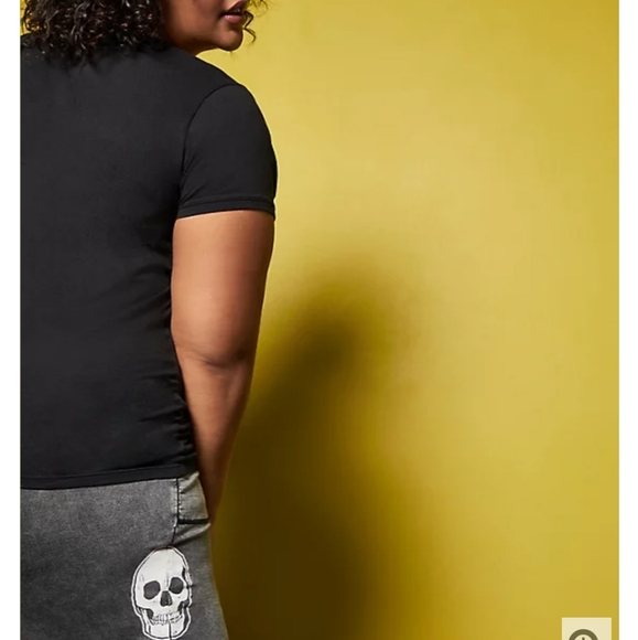 LOVESICK BLACK PEACE SKELETON CHOKER TEE - Picture 3 of 4